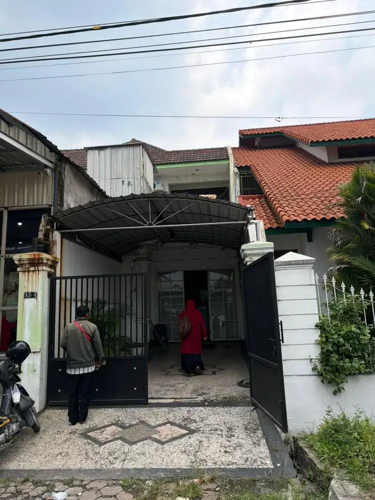 DISEWAKAN  BEKAS KLINIK KECANTIKAN BISA UNTUK KANTOR ATAU TEMPAT USAHA