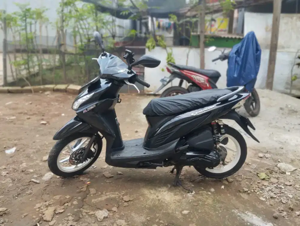 Vario Fi 110 Hitam