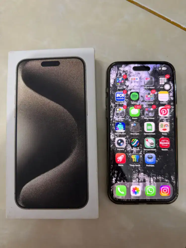 iPhone 15 pro max 1TB