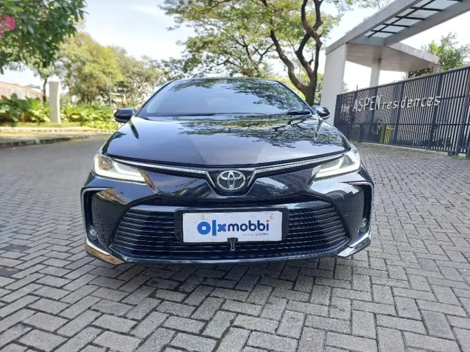 DP RINGAN Toyota Corolla Altis 1.8 V Bensin-AT 2021 Hitam CUBFD