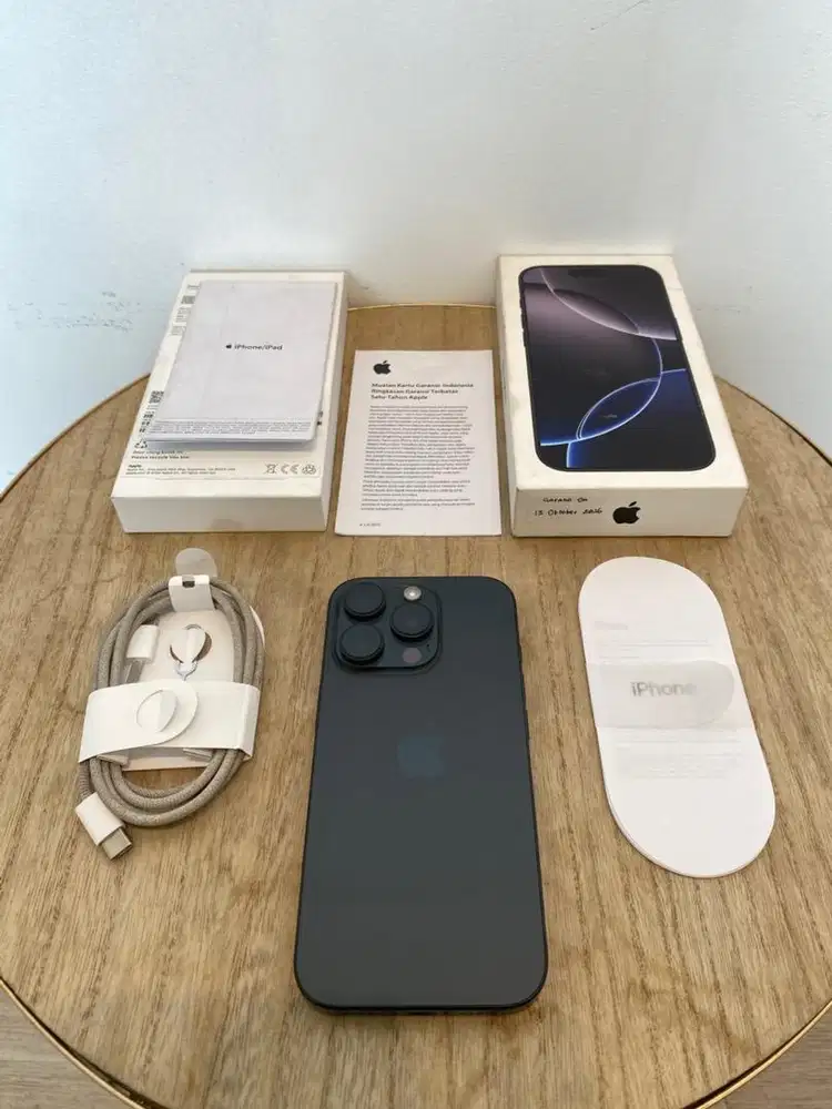 Second iBox Garansi On iPhone 16 Pro 128GB Black Titanium Fullset