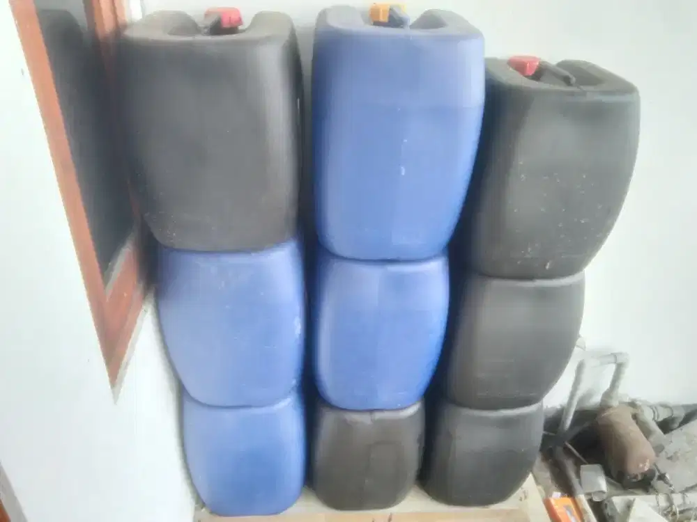Jerigen kosong 25liter