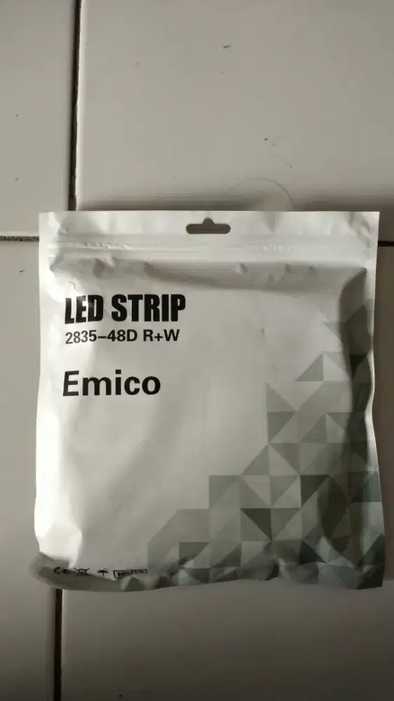 Lampu LED Strip Merah Putih