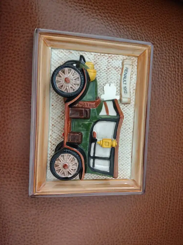 PAJANGAN DINDING VINTAGE