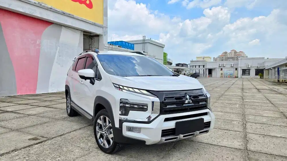 [KM 10 RIBUAN]MITSUBISHI XPANDER CROSS PREMIUM AT 2022 GRESS #2023