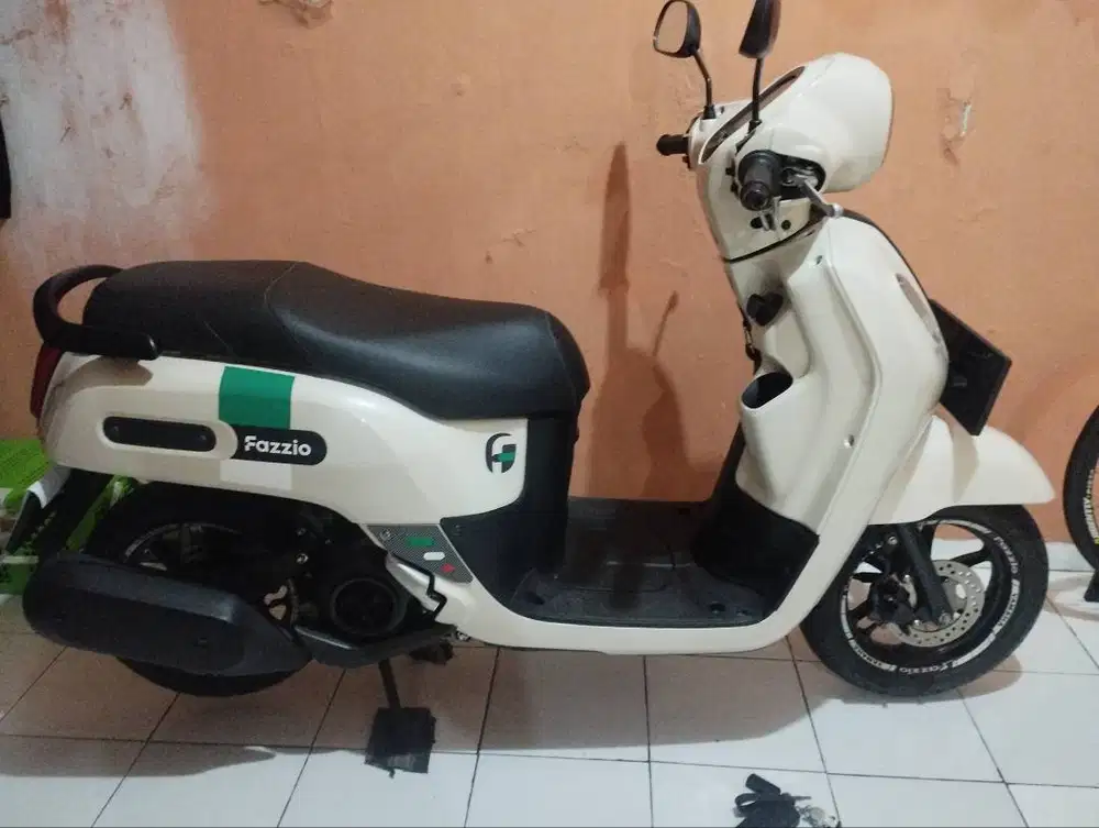 JUAL YAMAHA FAZZIO 2022 PUTIH ORIGINAL KM 4856TGN 1