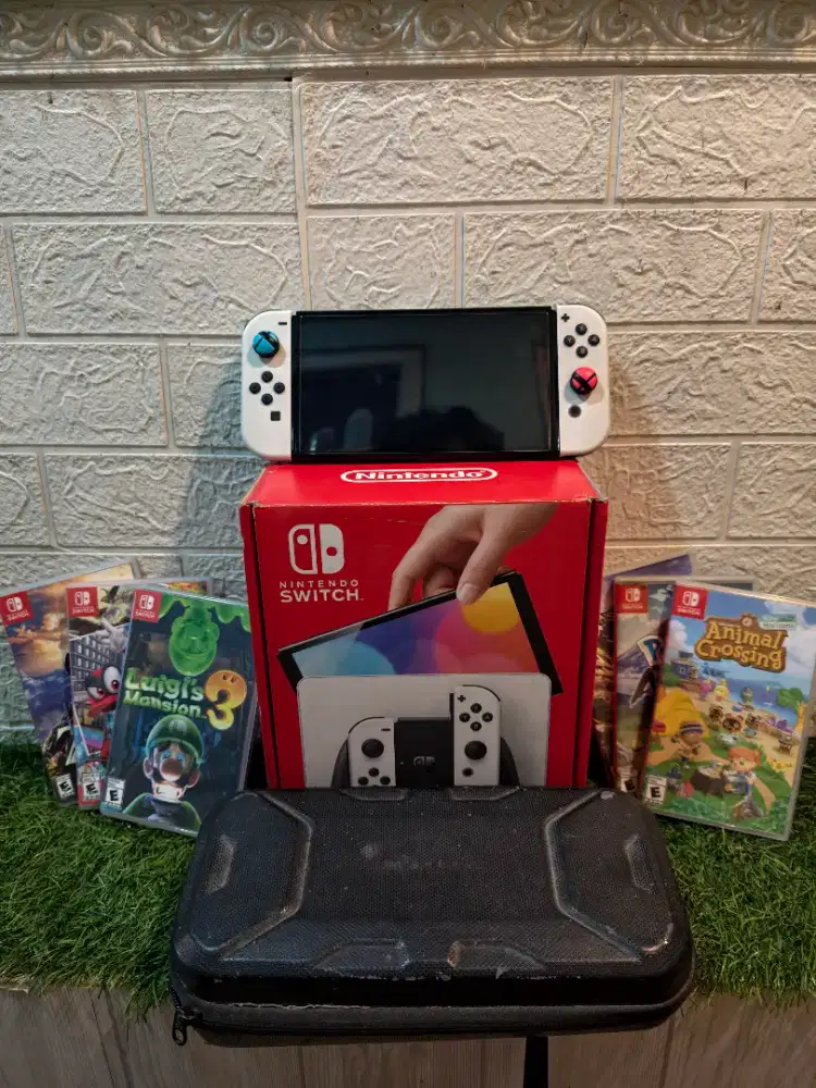Nintendo switch oled white