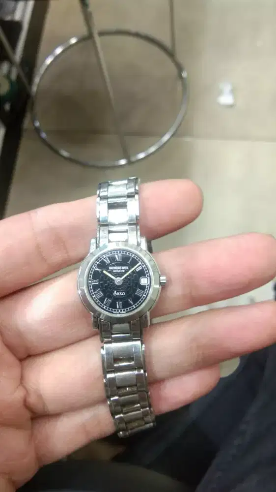 Jam RAYMOND WEIL SAXO wanita
