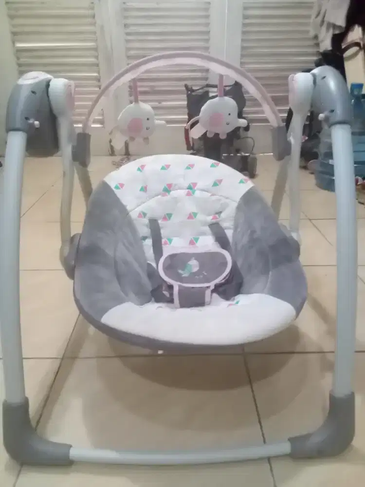Ayunan bayi swing portable merk cocolate