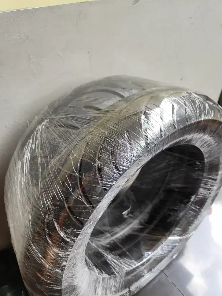 Ban Michelin 130/70-13 dan 110/90-13