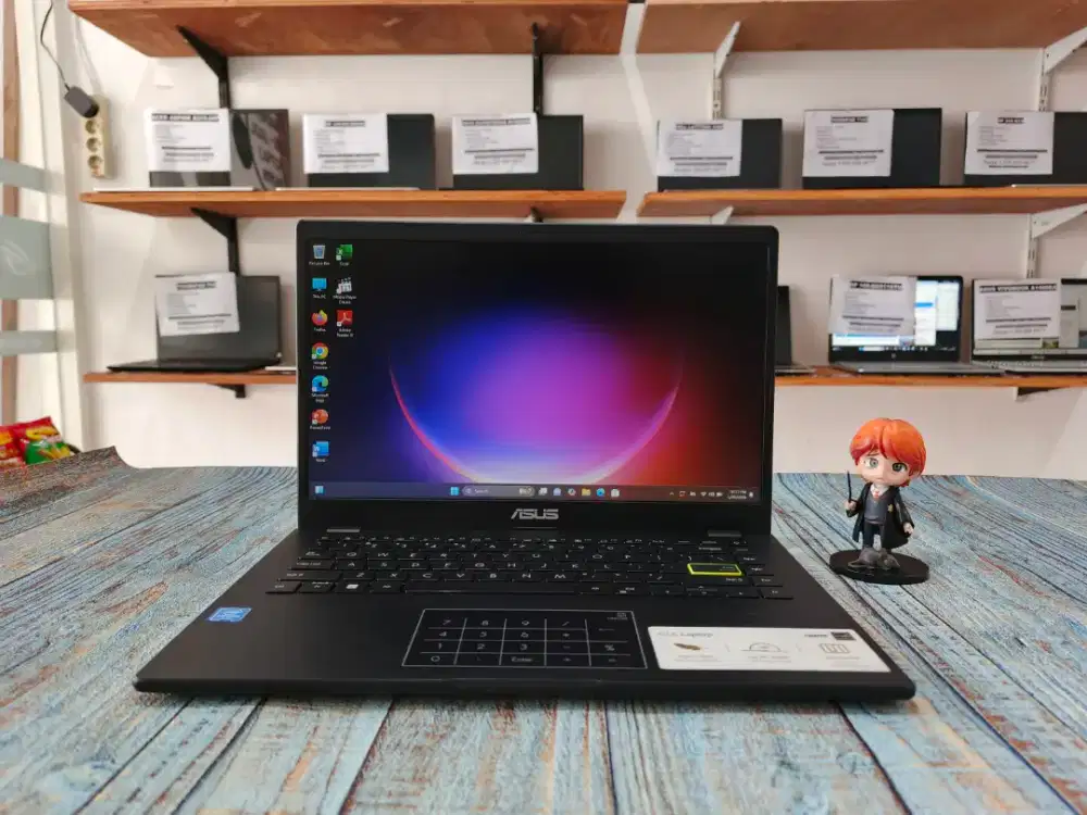 BU Cepat Laptop Second ASUS E416MA/Celeron N4020/ RAM 4 GB