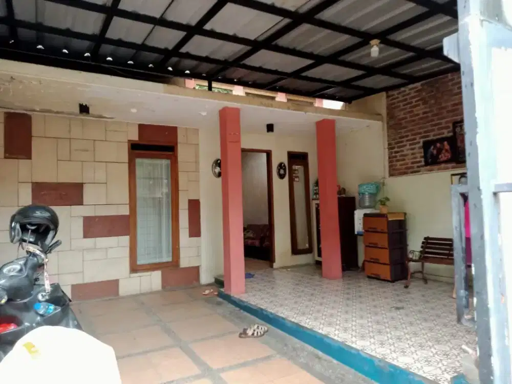 Di jual rumah alamat komplek Bumi Adipura  cluster cempaka kota bandung