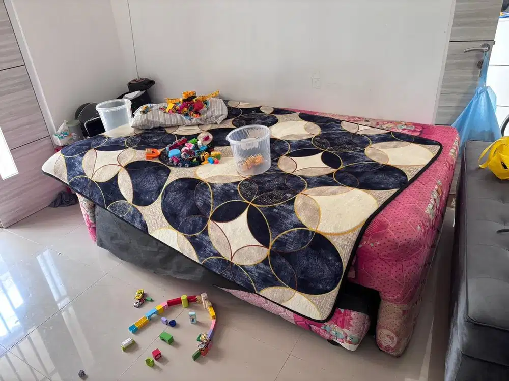 Kasur tingkat 2 tempat tidur