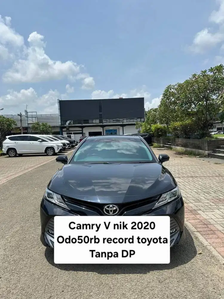 Toyota Camry V 2020 Dp 0 2021 odo50rb / record 2019 hitam new model