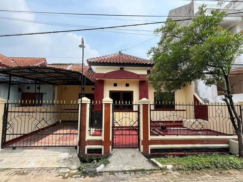 Dijual Rumah LT 108 sudah Renovasi dengan Status SHM dan Siap Huni