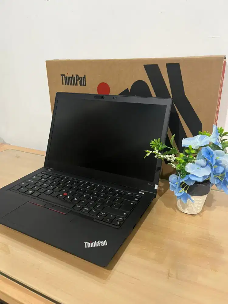Lenovo t480s, ci5 gen 8 ,Ram ddr4 8gb, ssd 256gb, 14 inci, TS