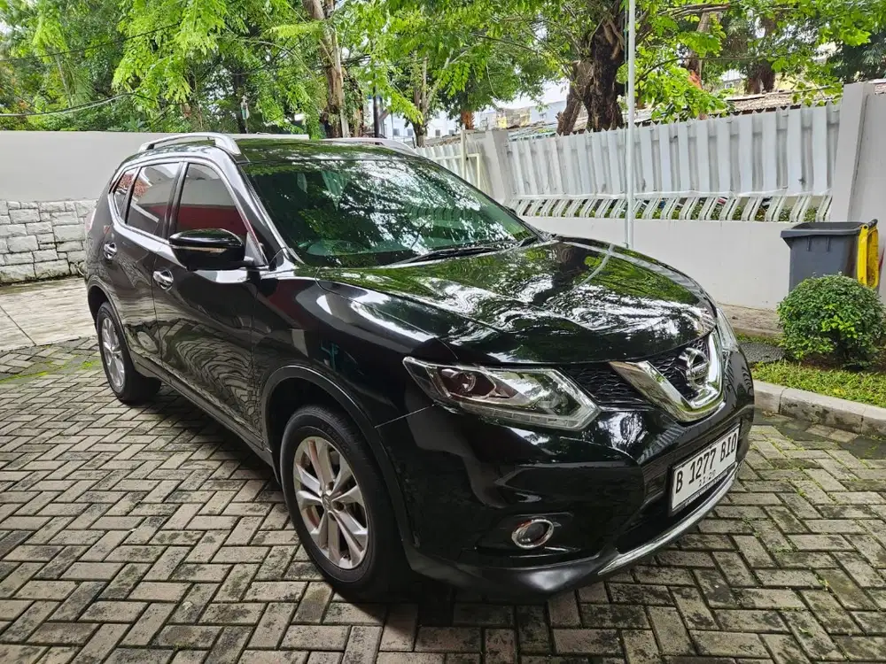Jual Nissan XTrail AT 2.0 Hitam 2014
