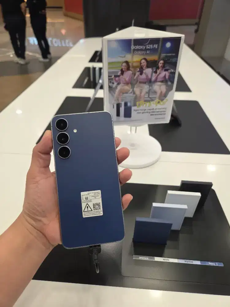 SAMSUNG S25FE POTONGAN 2,5JT + VOUCHER 995RB