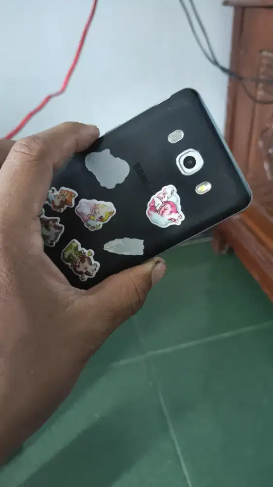 Samsung galaxy j5 2016 ram 2/16 gb