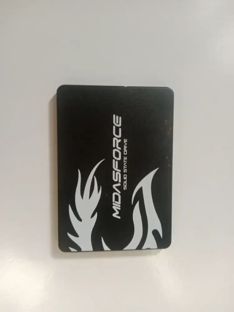 SSD 120GB Kesehatan 100%