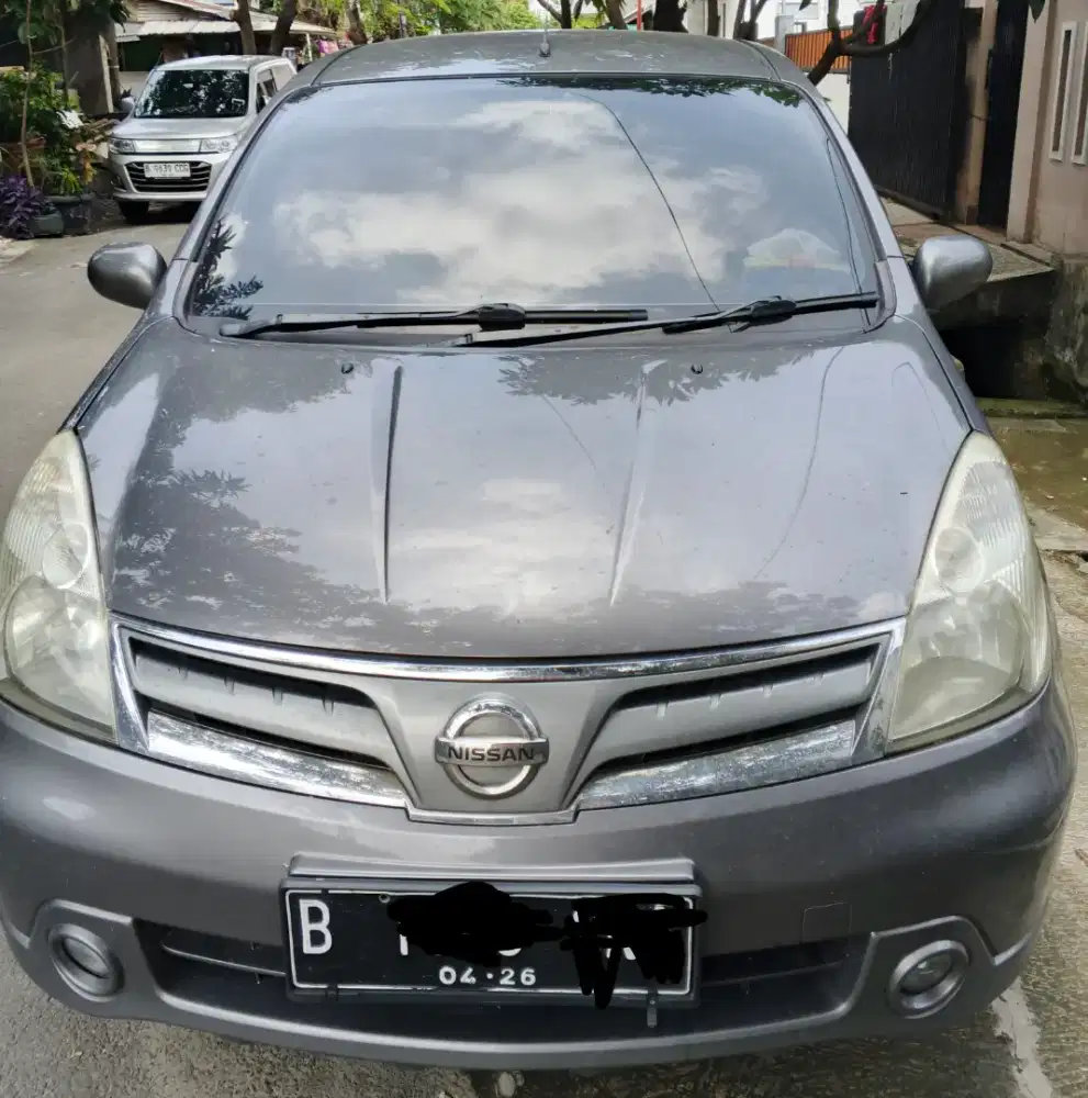 Nissan Grand Livina 1.5 SV A/T 2013