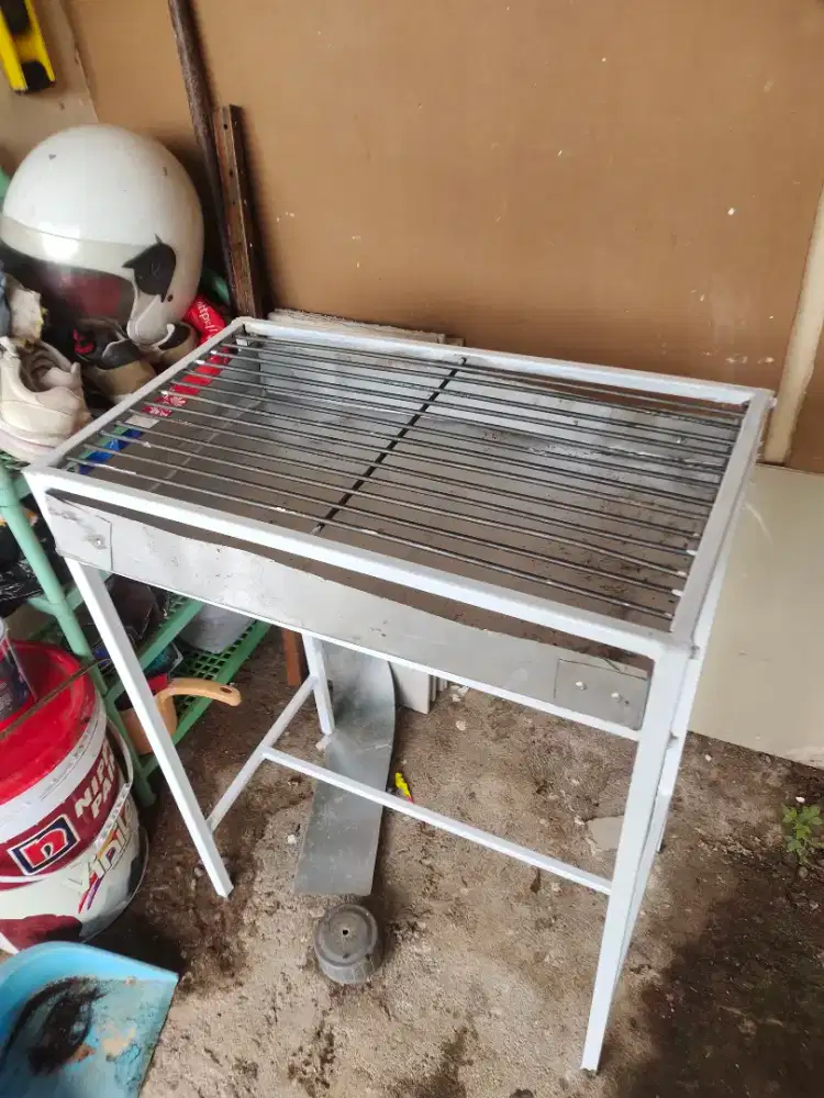 Pembakaran ikan custom