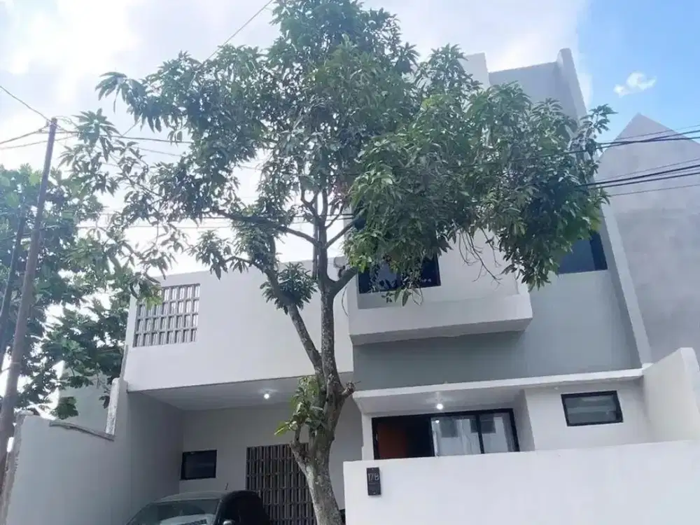 DIJUAL RUMAH DALAM KOMPLEK ARCAMANIK LOKASI STRATEGIS