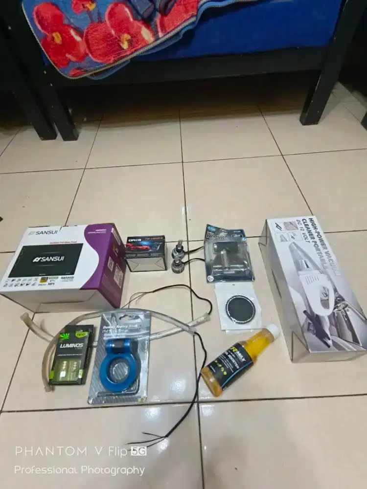 Aksesoris Mobil Universal