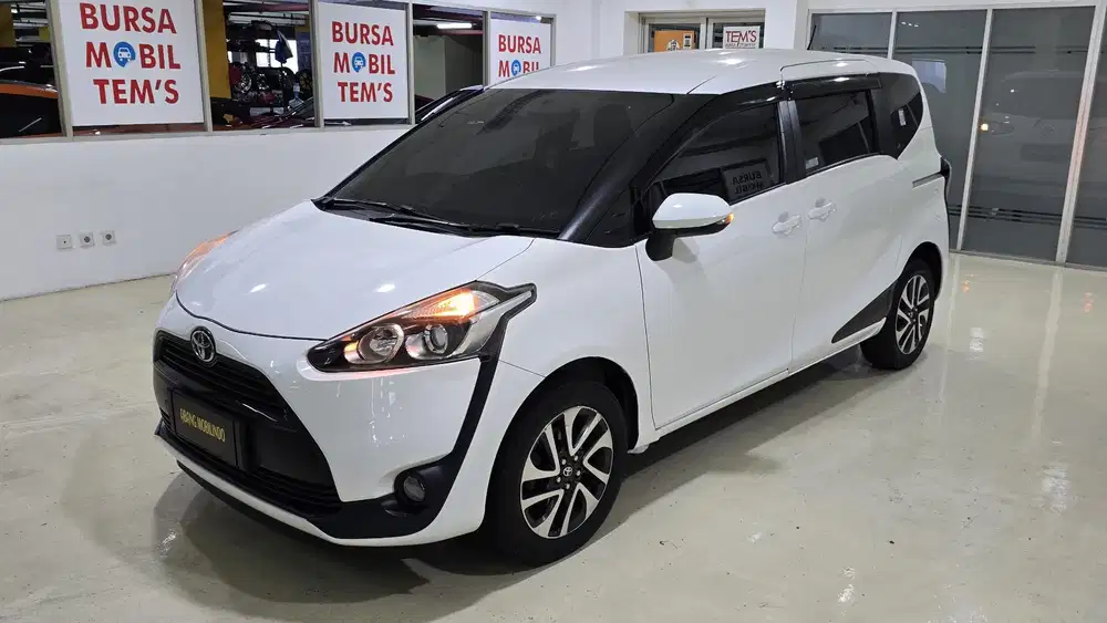 [ TDP 3JT ] Toyota Sienta 1.5 Automatic Th.2017 Istimewa
