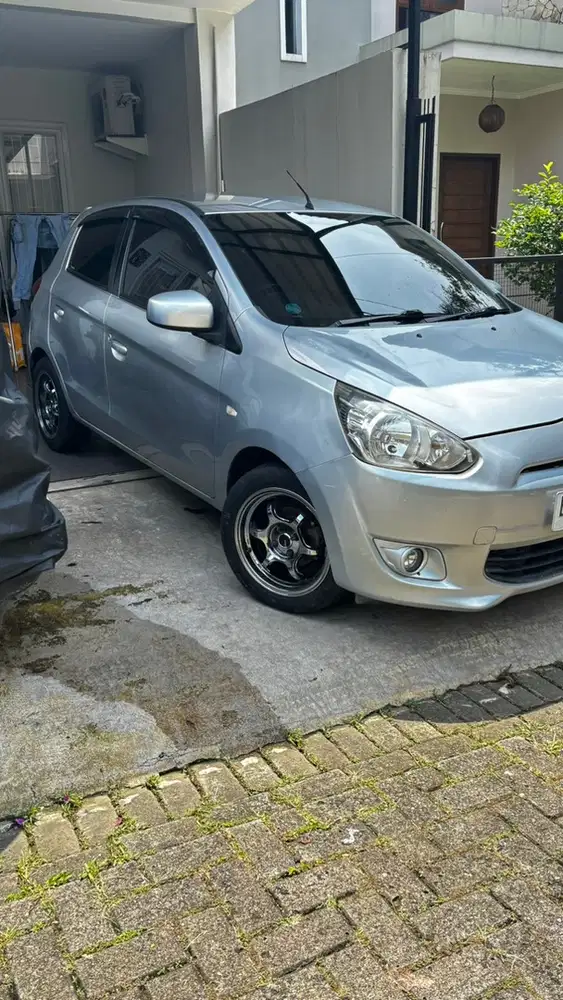 Mitsubishi Mirage 2012 Bensin