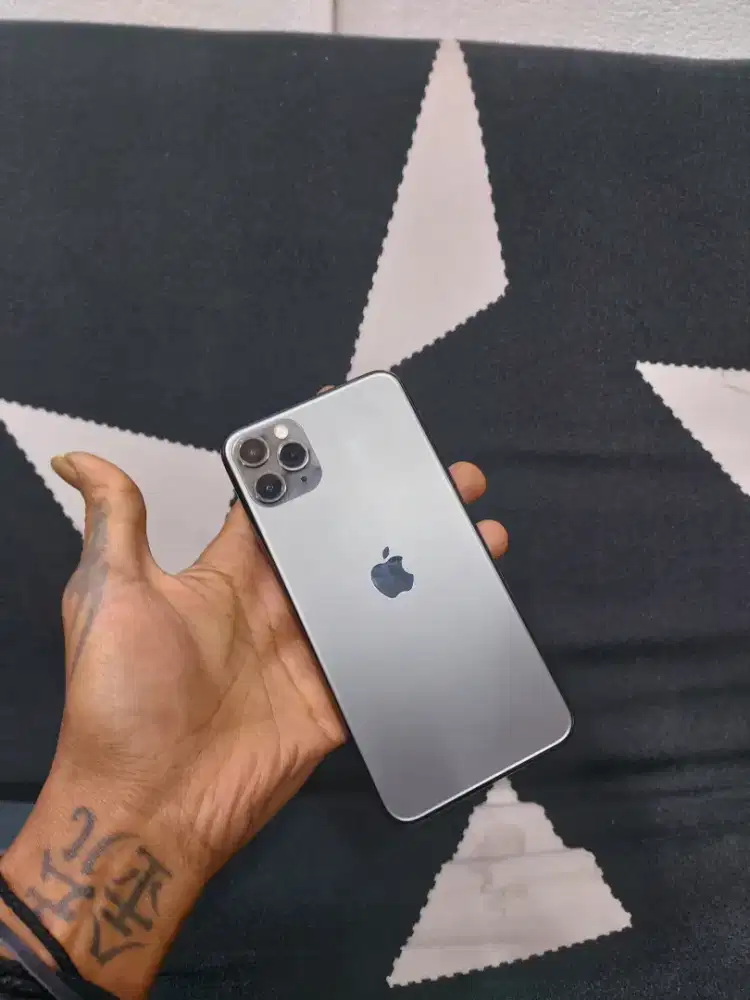 Iphone 11 pro Max 256gb Second all operator 
Kondisi 95%