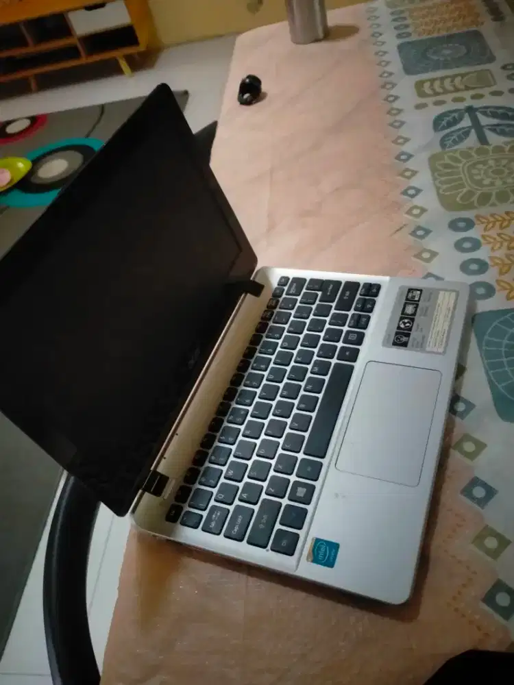 Notebokk Acer aspire e11 Ram 2 GB DDR3 -500 GB HDD