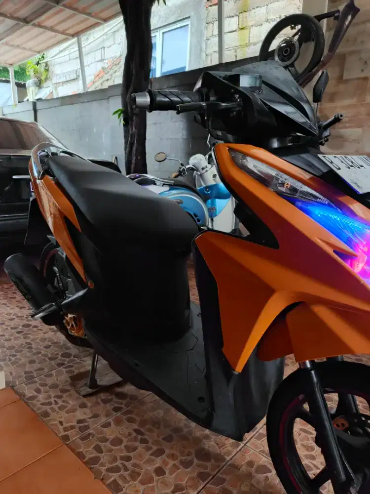 Vario kzr 2013 Oranye modif ganteng