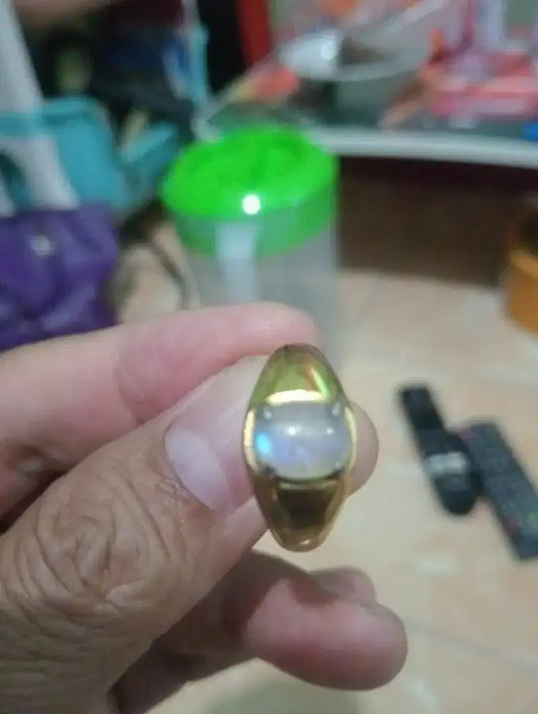 Cincin cantik moonstone