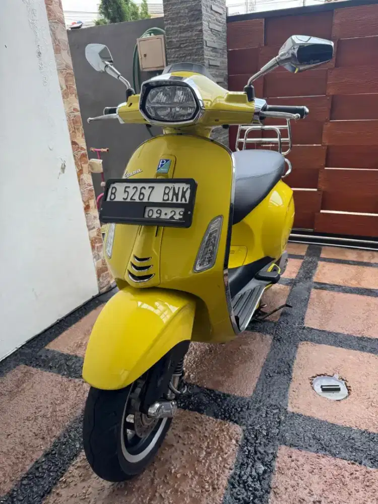 JUAL CEPAT VESPA SPRINT 150