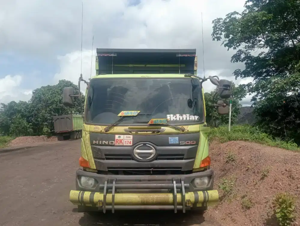 Jual Tronton Hino 260 JD Manual