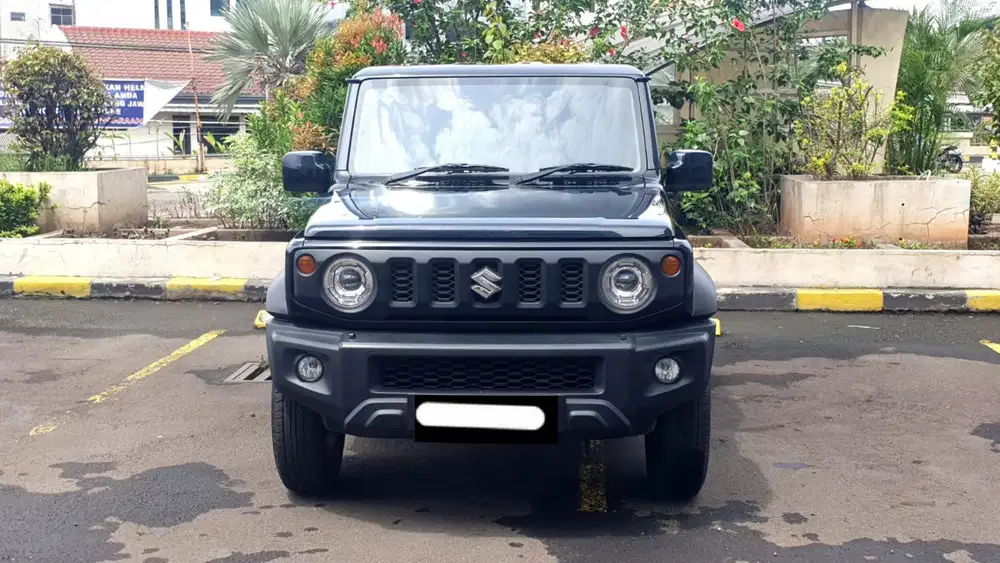 Km16rb suzuki jimny 3 door 2021 hitam matic