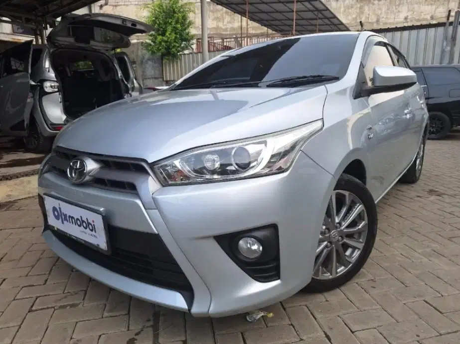E DP RENDAH Toyota Yaris 1.5 TRD Sportivo Bensin-AT 2017 PIHS