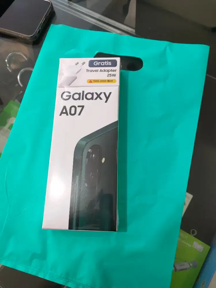 Smartphone Samsung New Galaxy A07 LTE 6+6/128