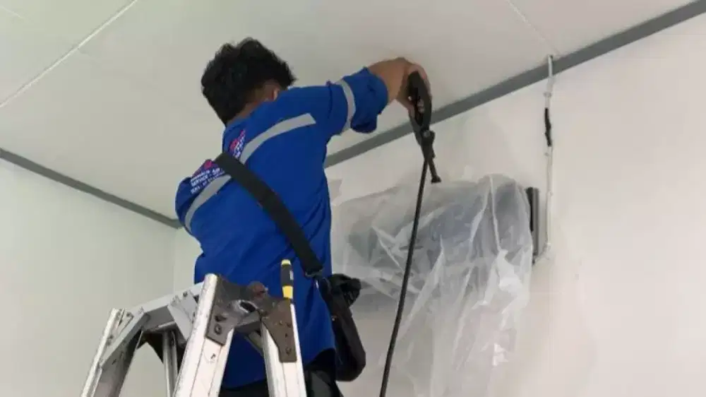 Service AC panggilan dan bongkar pasang AC