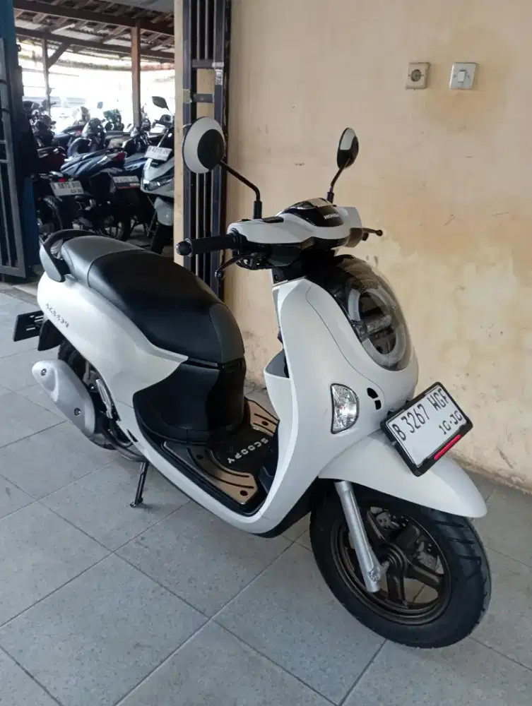 HONDA SCOOPY PRESTIGE 2025 KEYLESS KONDISI SANGAT BAGUS
