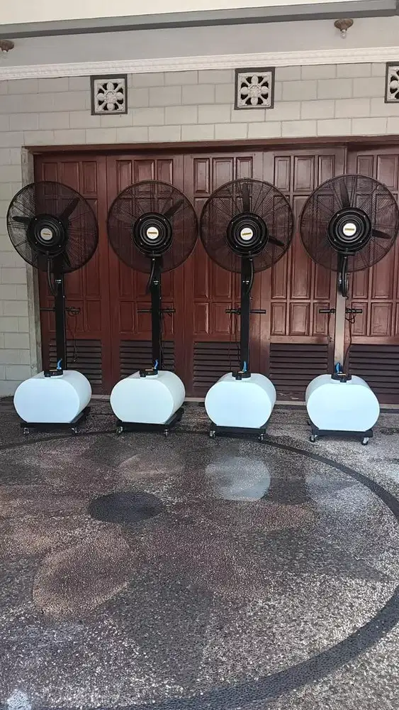 Persewaan Misty Fan / Kipas Embun merk Krisbow
