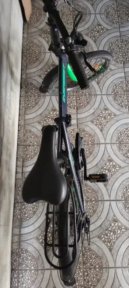 Sepeda lipat everbest