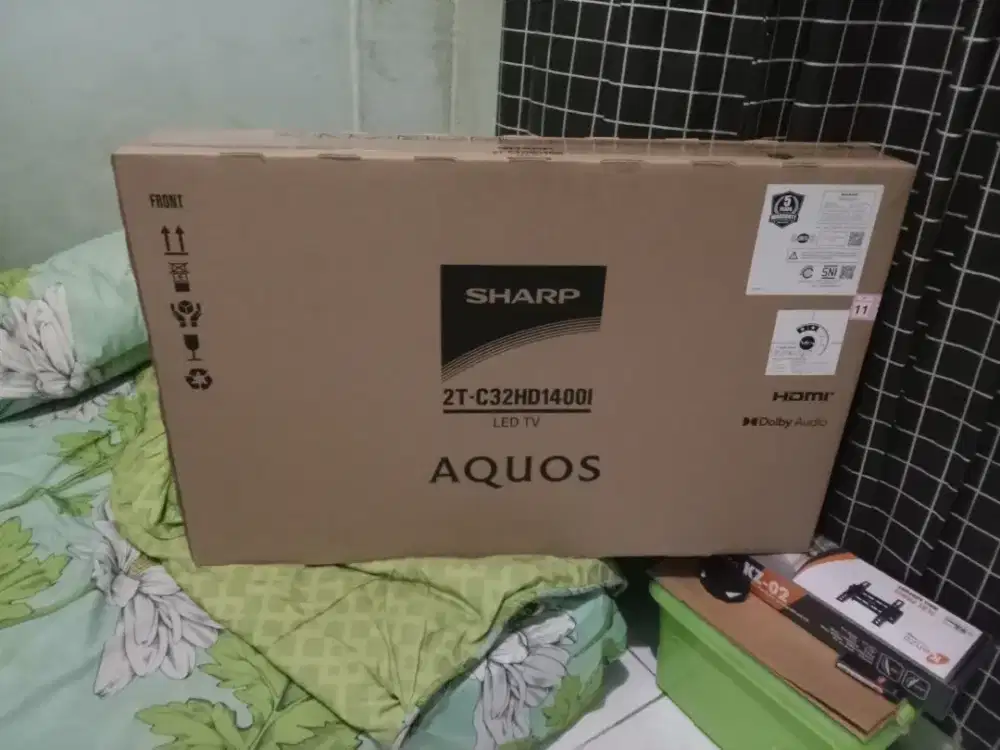 TV BARU,MURAH EX KADO,TV LED SHARP 32IN YG RUPA DIGITAL LOKASI PANAM