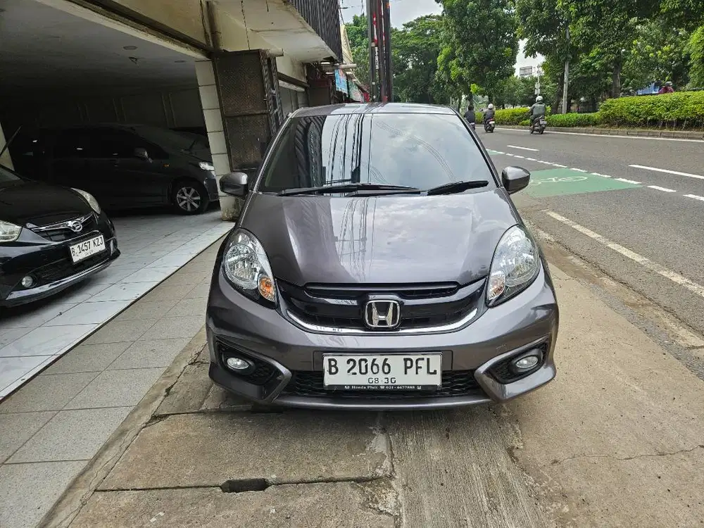 Honda Brio 1.2 E Tahun 2018 Abu-abu AT