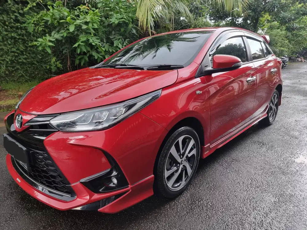 YARIS S GR SPORT MATIC 2022 2021 TGN1 KM60RB FULL ORISINIL MULUS BAGUS
