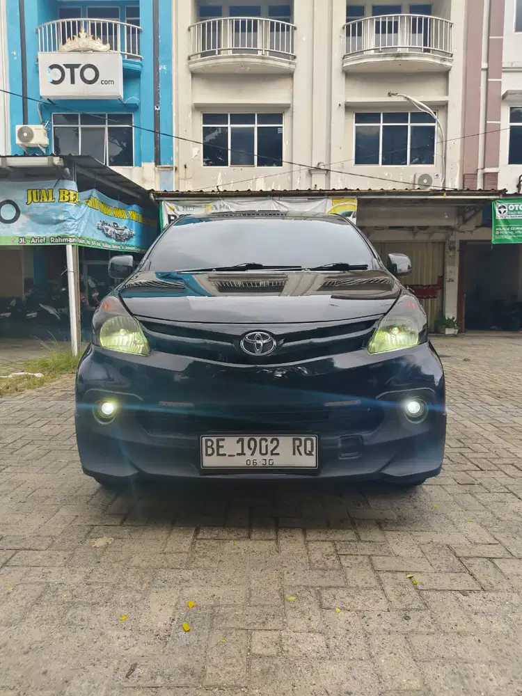 Toyota Avanza 2012 Bensin