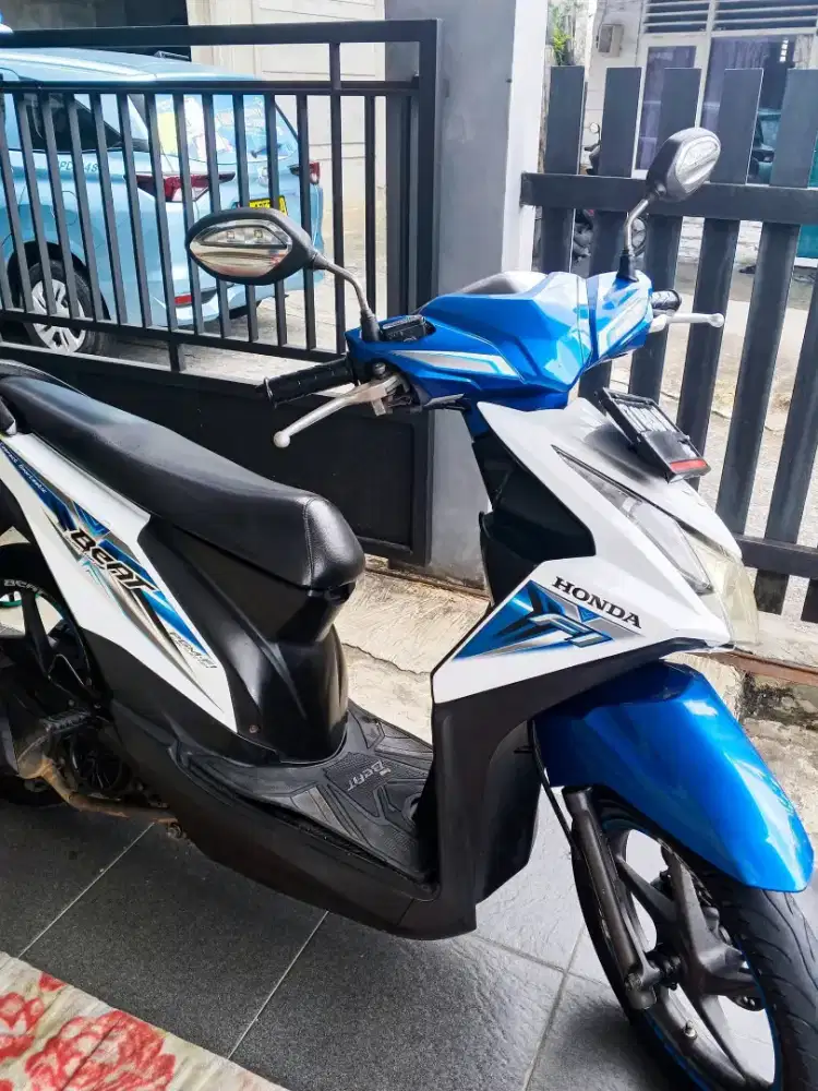 Beat biru stater halus terawat