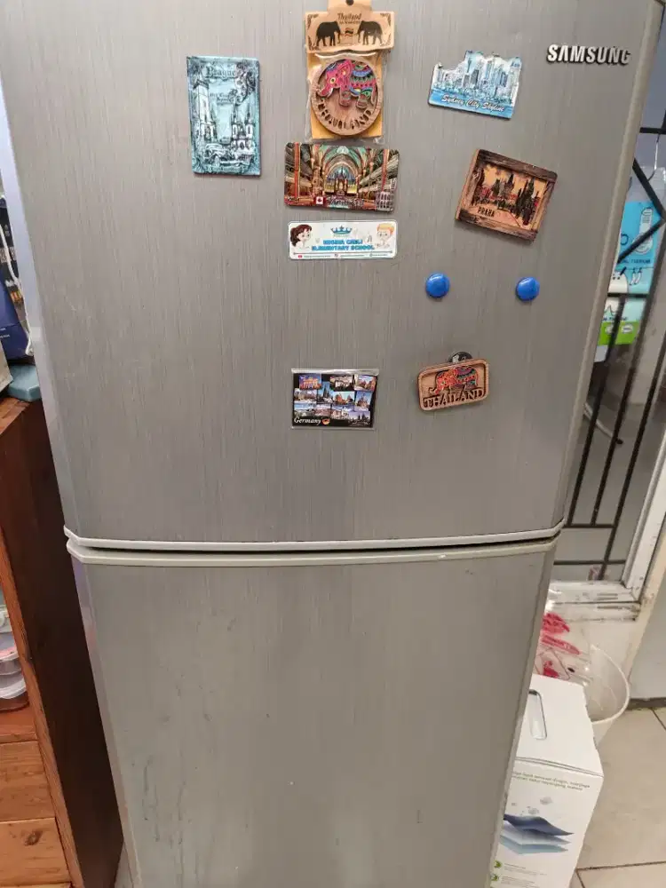 Kulkas Samsung 2 pintu bekas