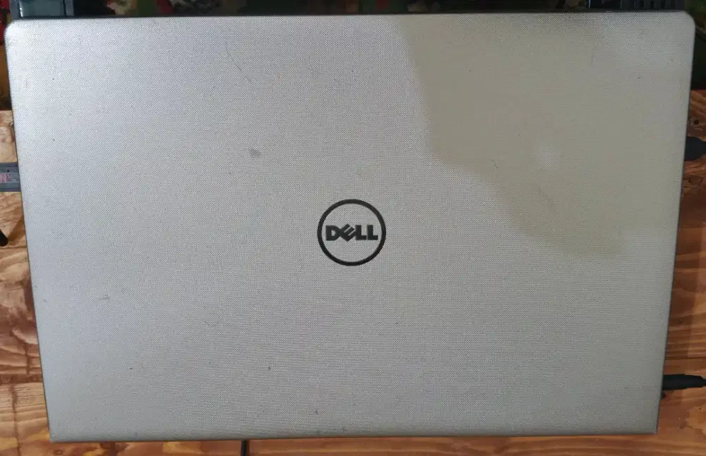 Dell Inspiron 5555 AMD A10 R6 Turbo Clok 3,2 mhz 12 Ram SSD 256Gb